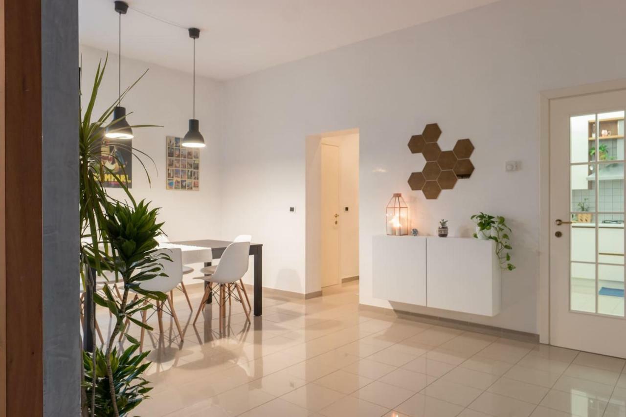 M Design Apartment Венеція Екстер'єр фото