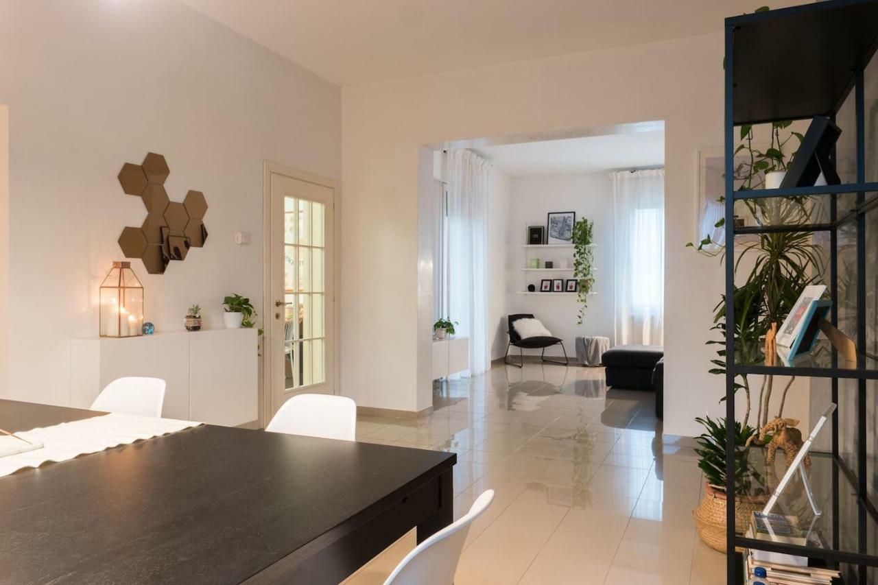 M Design Apartment Венеція Екстер'єр фото